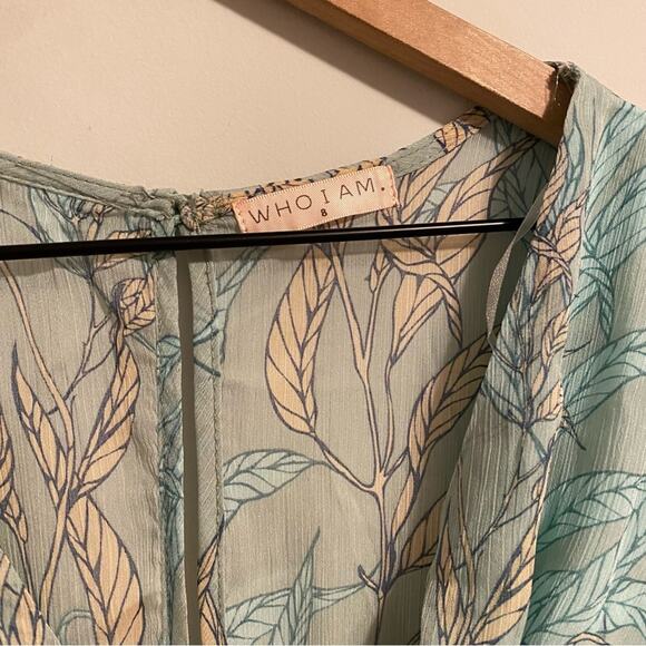 Who I am Boutique Blue Floral Long Sleeve Smocked Mini Dress Small - Picture 11 of 11